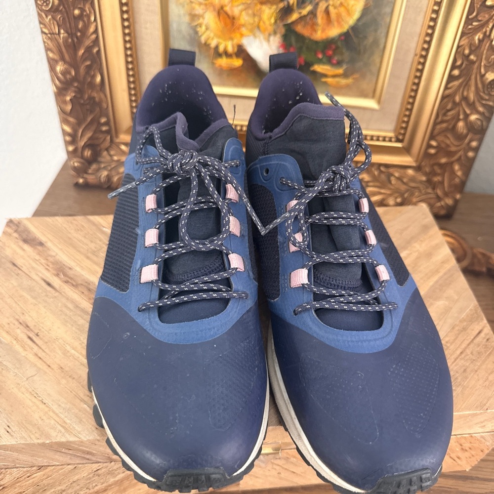Adidas STELLA MCCARTNEY 8.5